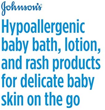 Johnson's Tiny Traveler Baby Gift Set, Baby Bath and Skin Care Essentials, TSA-Compliant, 5 Items